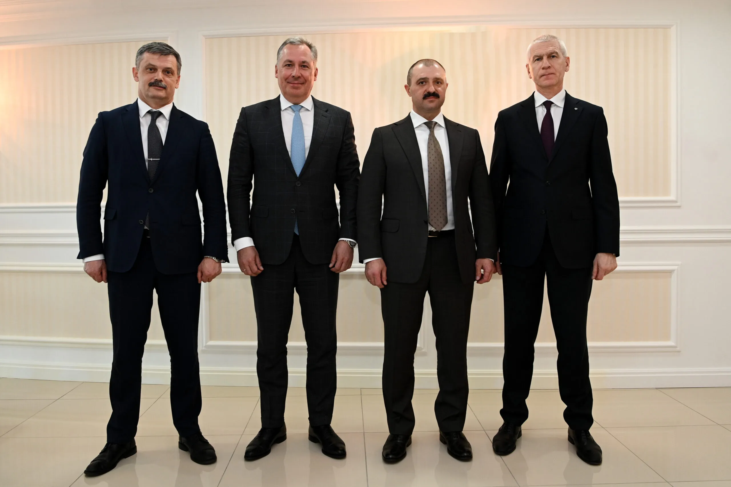 Stanislav Pozdnyakov and Viktor Lukashenko have had a working meeting in Minsk