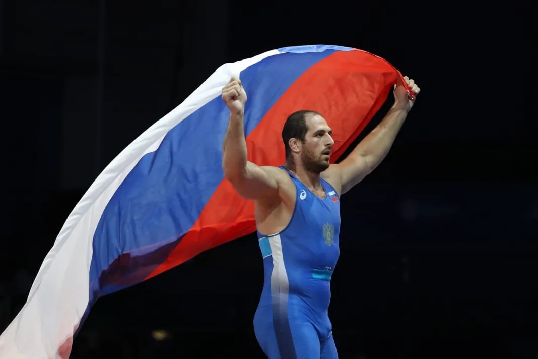 Вольники начинают и выигрывают