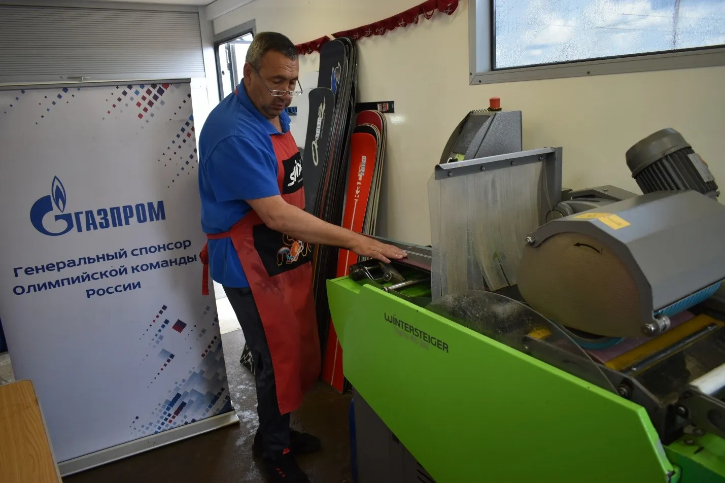 Мобильный сервисный центр ОКР работает в Санкт-Петербурге