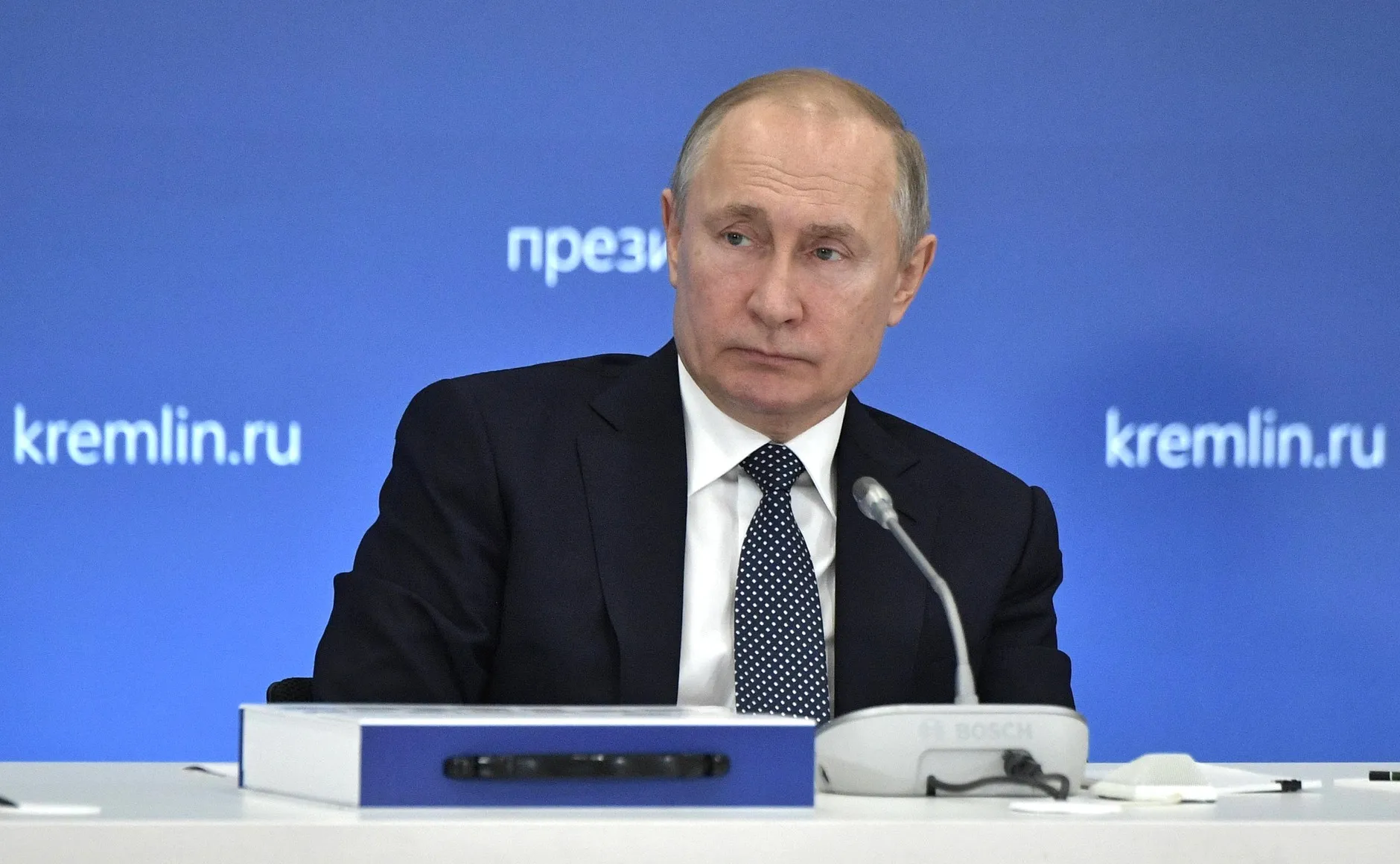 Владимир Путин: «К 2024 году необходимо вовлечь в регулярные занятия спортом более половины населения России»
