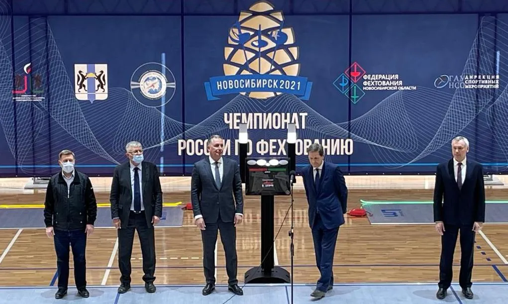 Президент ОКР принял участие в открытии чемпионата России по фехтованию