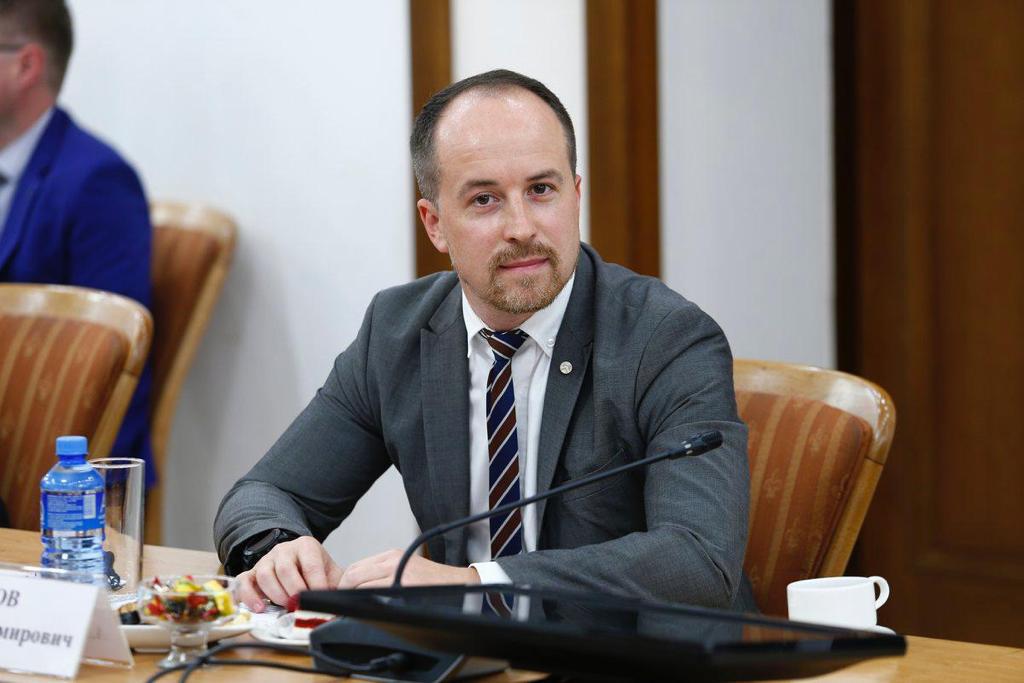 Алексей Чернов: «Хочу вернуть нашим спортсменам флаг и гимн России на международных турнирах»