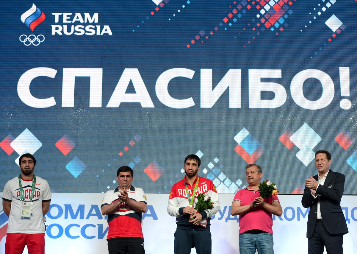 Чествование в доме болельщиков Хасана Халмурзаева
