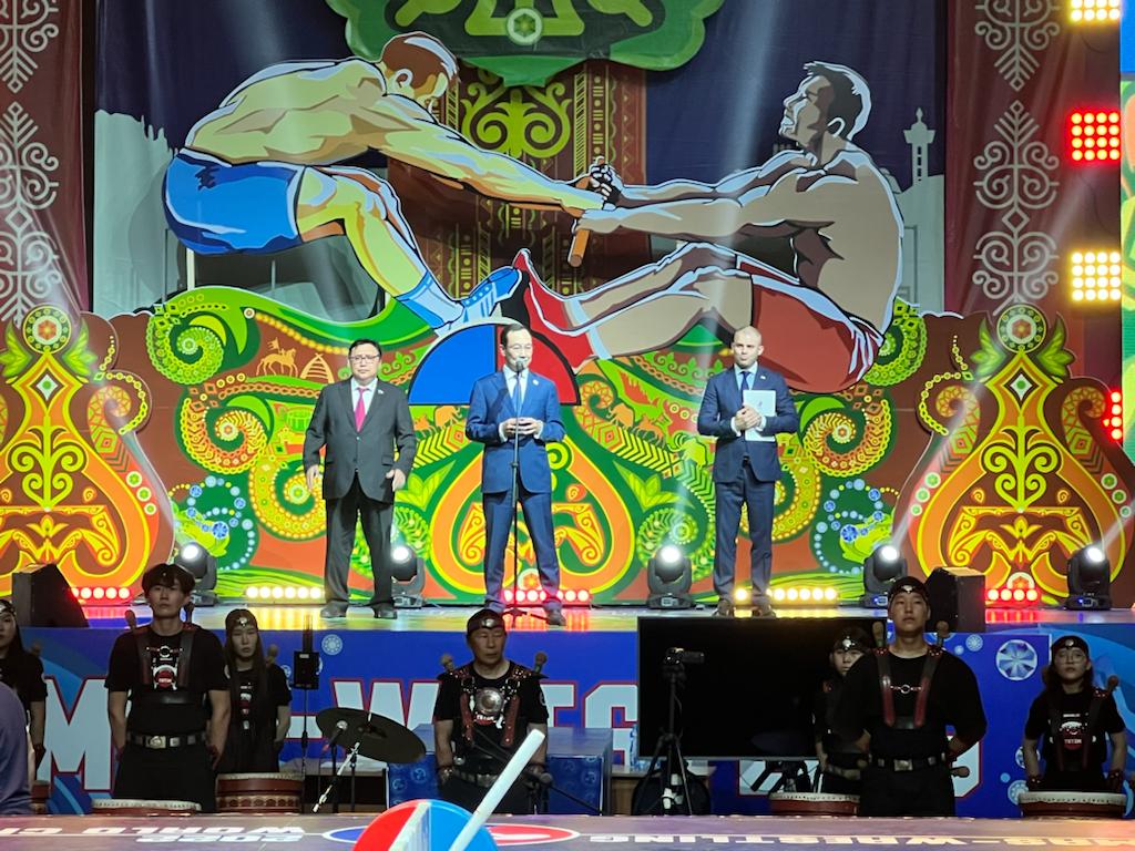 Станислав Поздняков: «Олимпийский комитет России продолжит оказывать поддержку развитию мас-реслинга и национальных видов спорта»