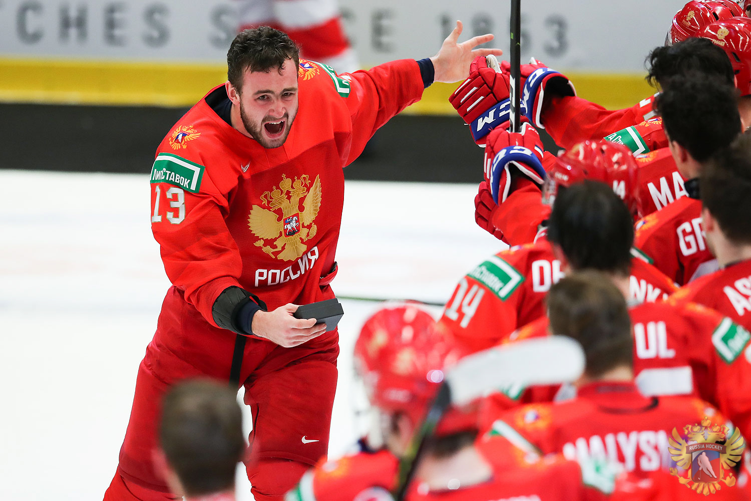 Российские хоккеисты сыграют в финале молодежного чемпионата мира