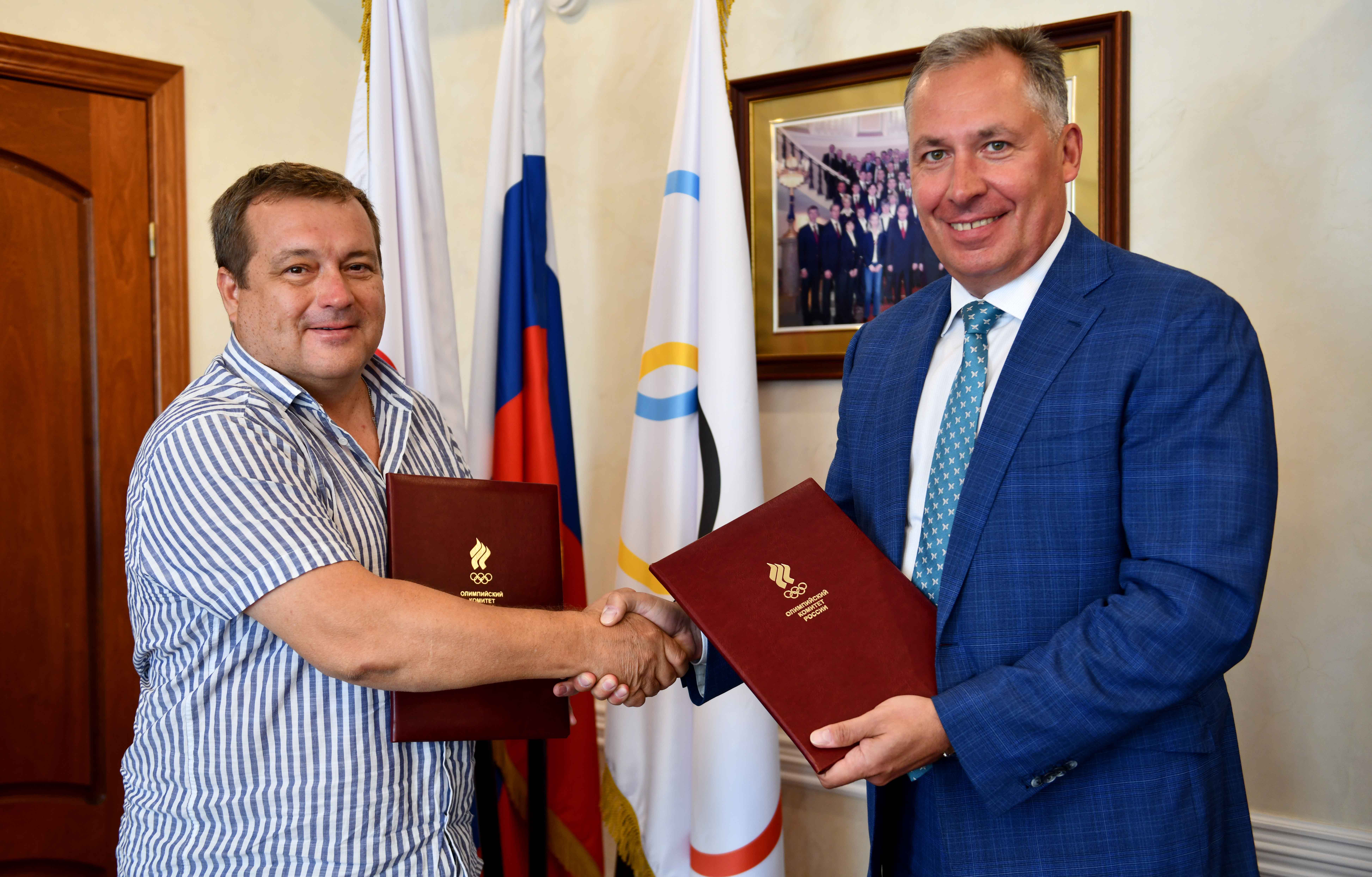 ROC and Vedomosti signed a Memorandum of Cooperation