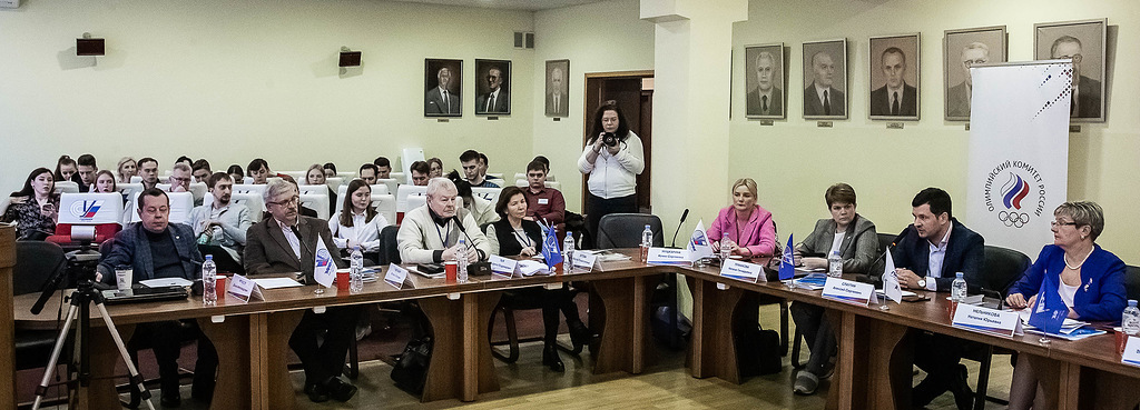 В XXXIV Олимпийской научной сессии приняли участие студенты, аспиранты и молодые ученые из 15 регионов РФ
