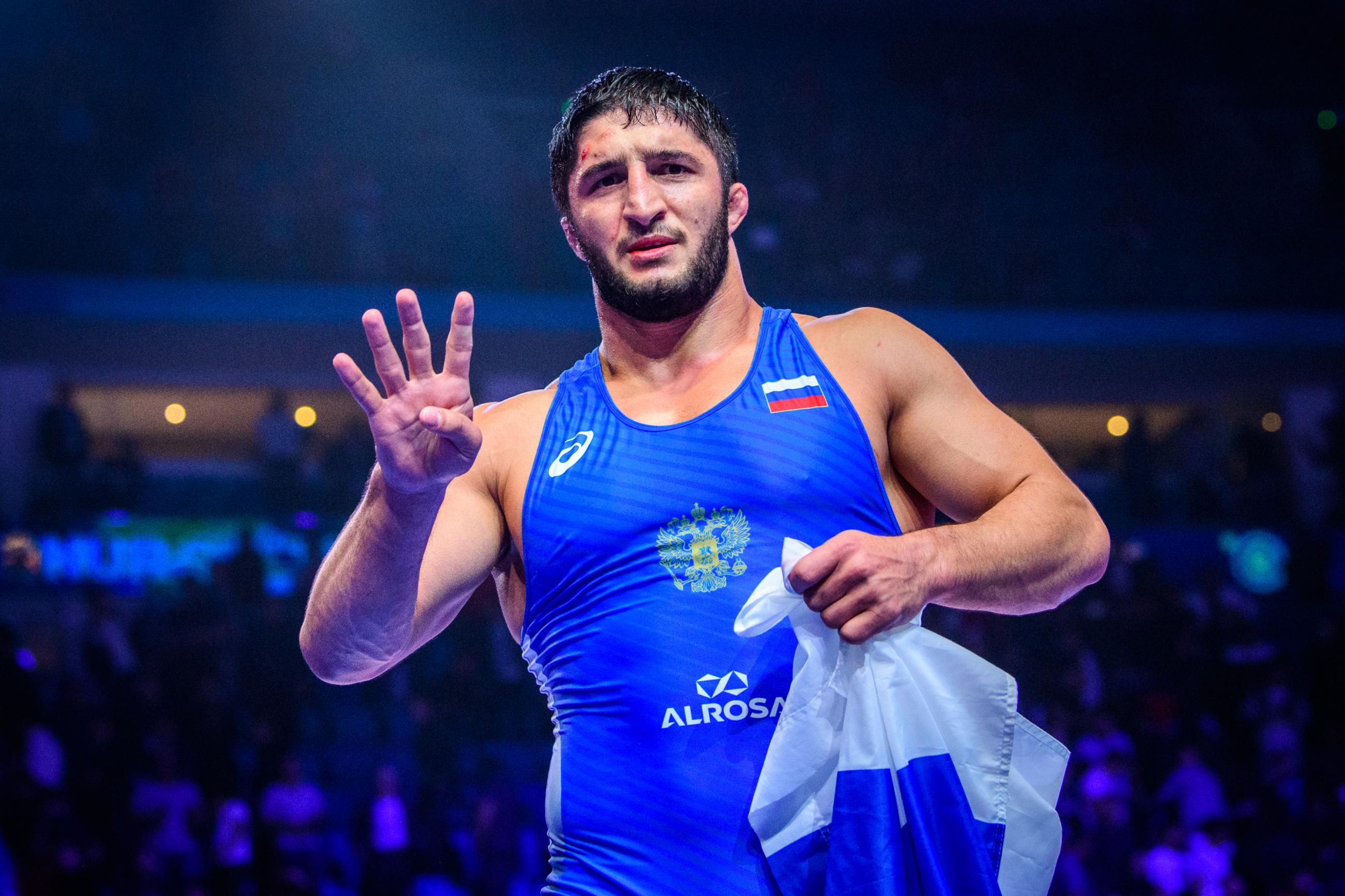 UWW утвердил девять олимпийских лицензий российских борцов