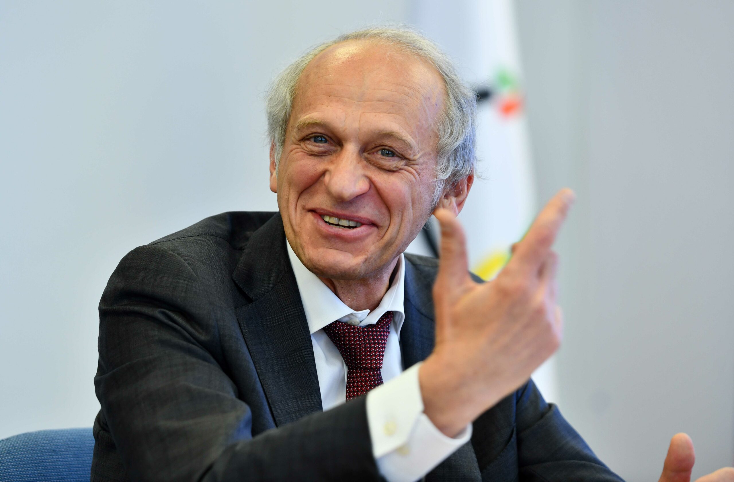 Лев Белоусов: “В современном динамичном и конкурентном мире все решает интеллект”