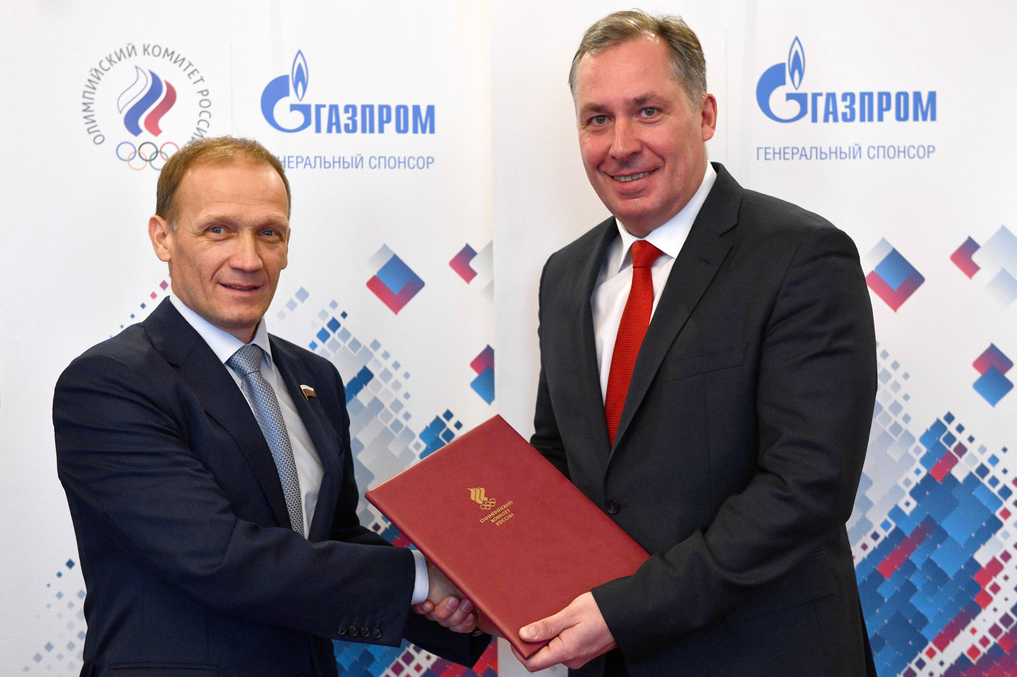 ОКР подписал соглашения о сотрудничестве с федерациями прыжков на лыжах с трамплина и лыжного двоеборья, биатлона, горнолыжного спорта и санного спорта