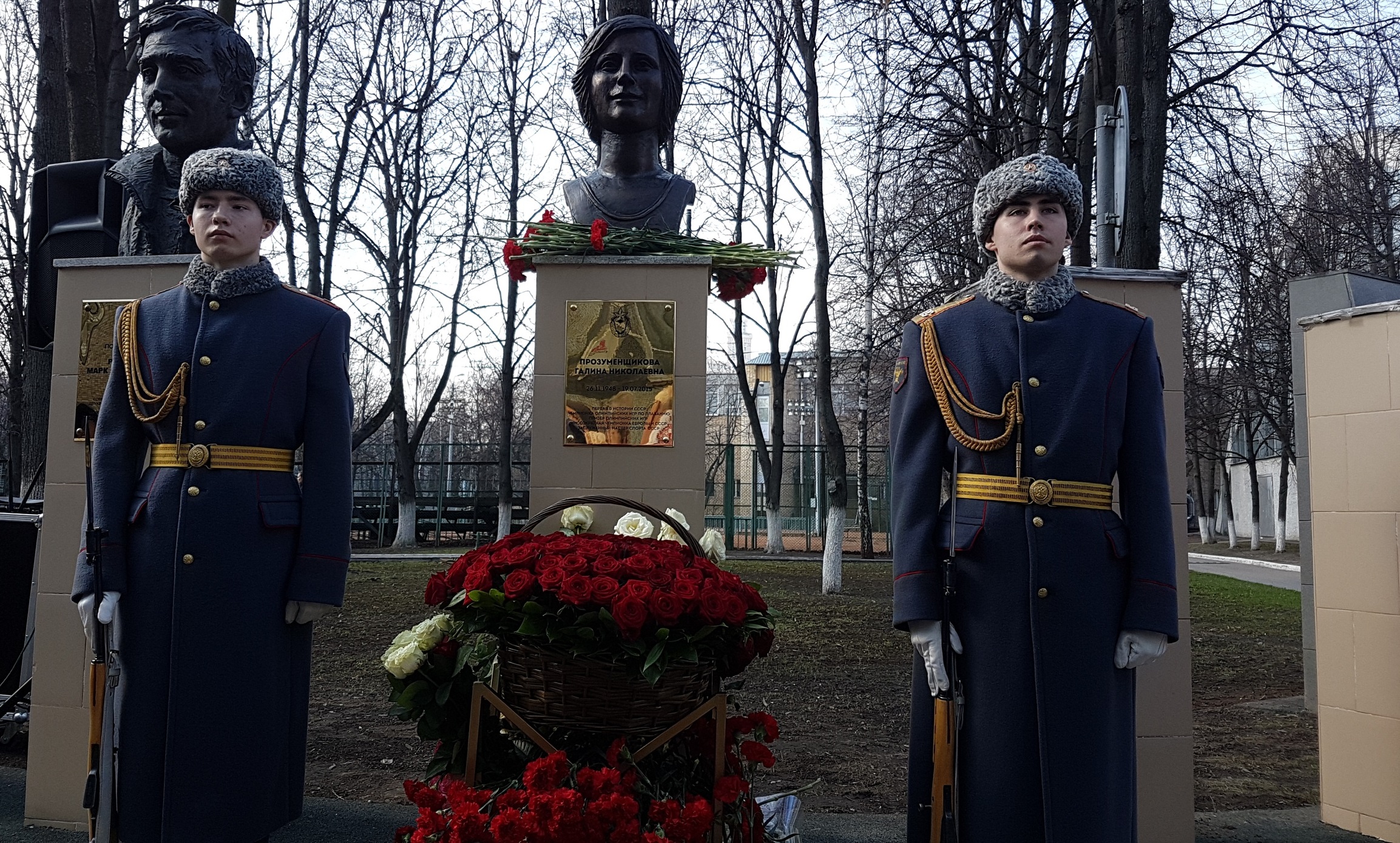 На Аллее славы ЦСКА появился бюст Галины Прозуменщиковой